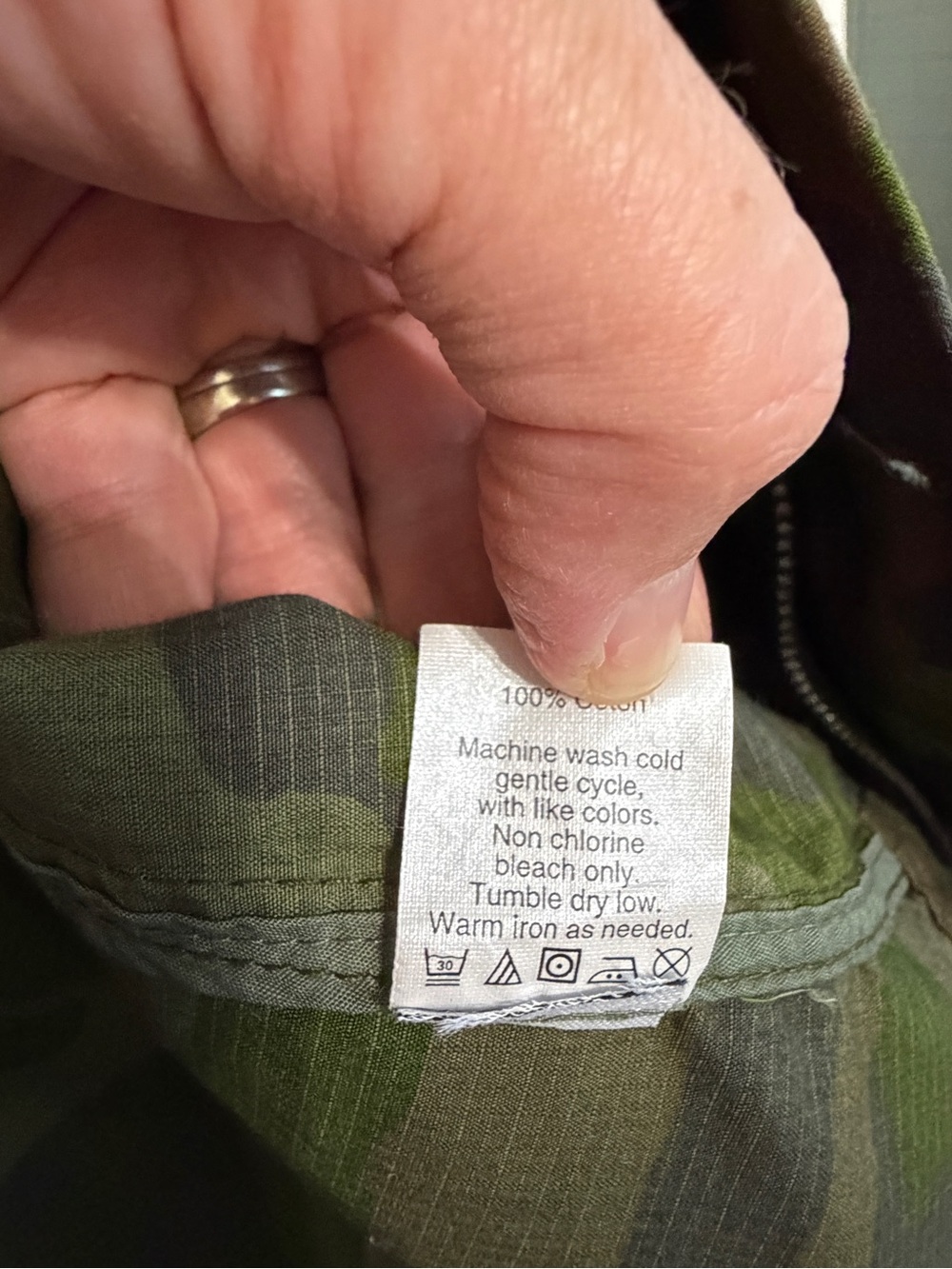 Like new size XS J. Crew Green Camouflage Utility Jacket.Pockets, hood, vintage - Picture 12 of 13